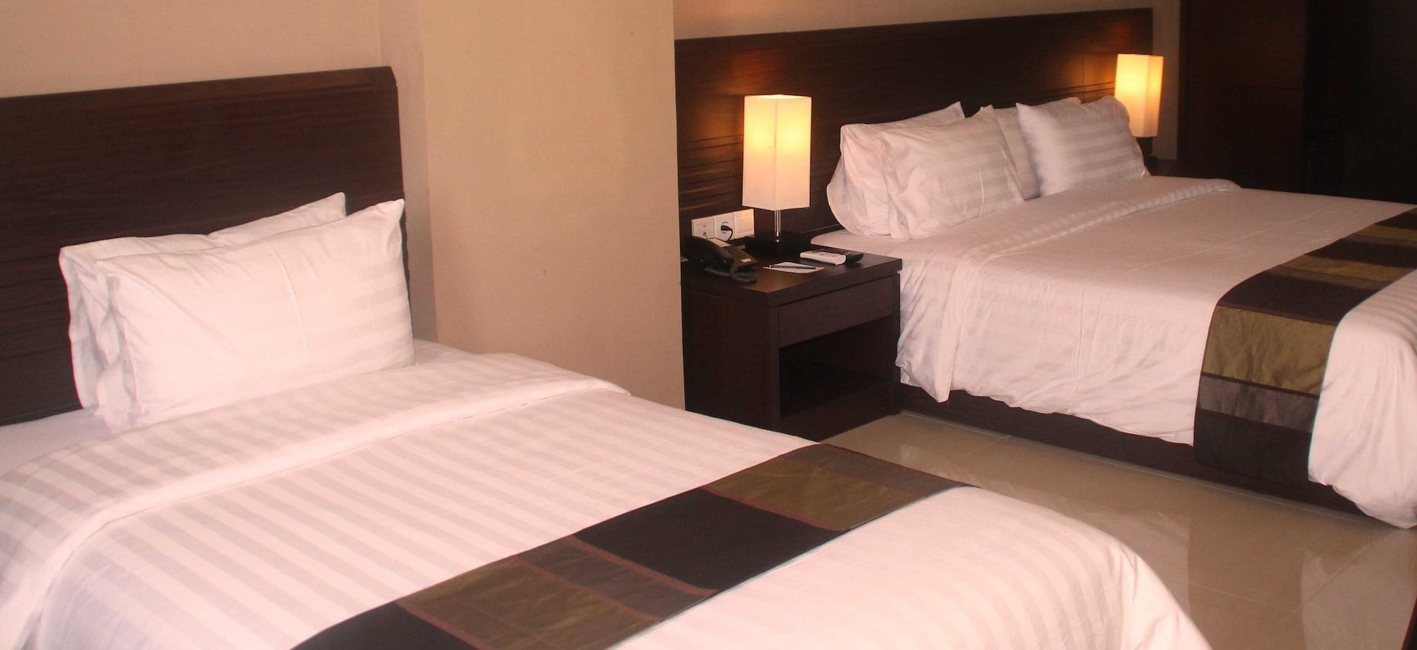 Grand Abe Hotel Jayapura Exterior photo