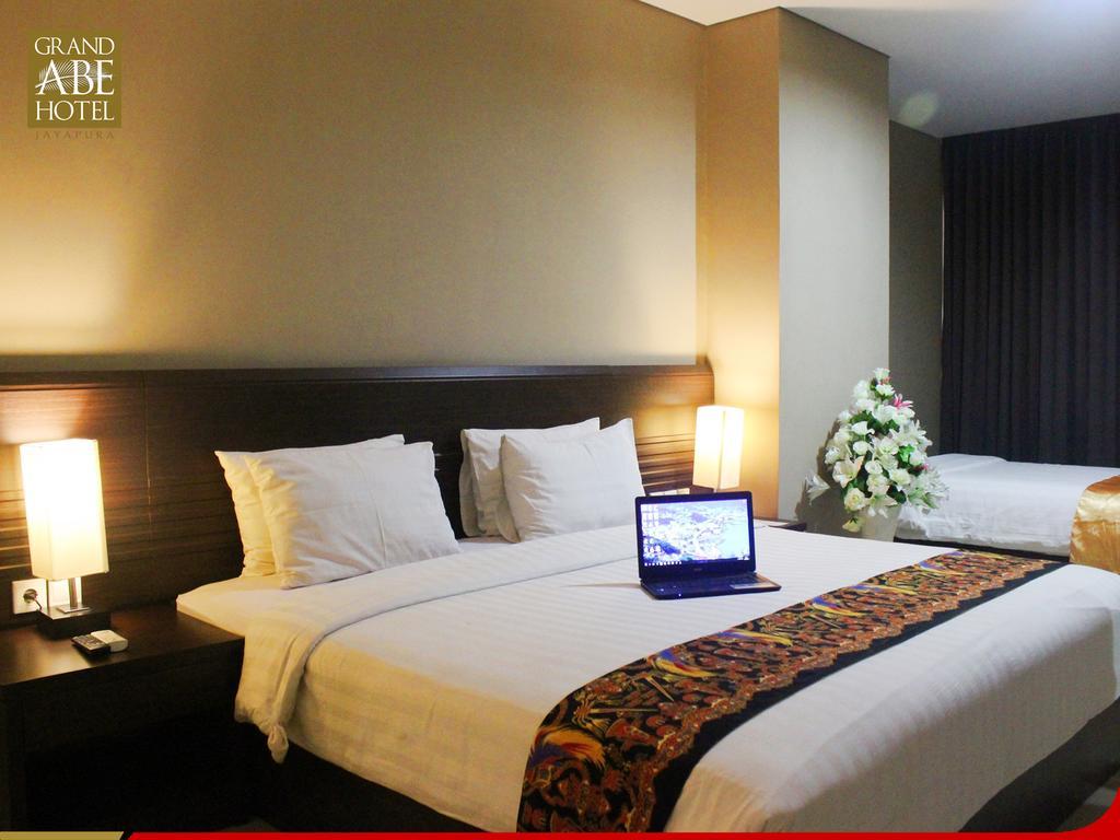 Grand Abe Hotel Jayapura Exterior photo