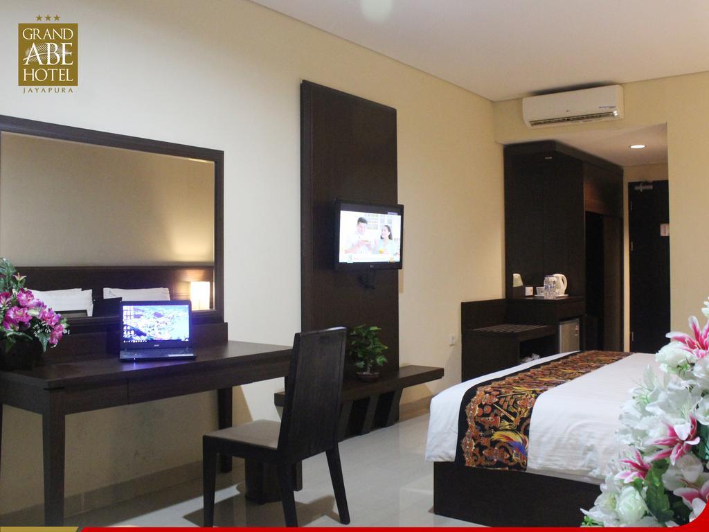 Grand Abe Hotel Jayapura Exterior photo