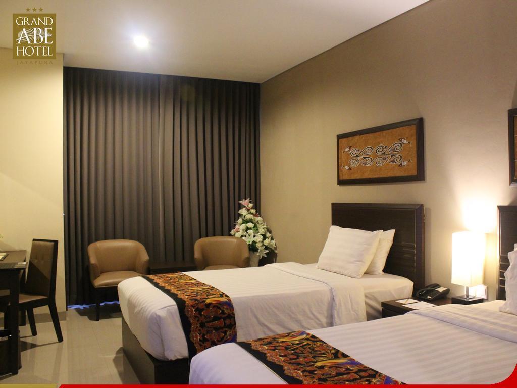 Grand Abe Hotel Jayapura Exterior photo