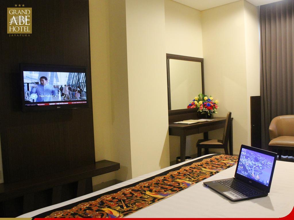 Grand Abe Hotel Jayapura Exterior photo
